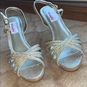 Dyeables Womens Platform Shoes Alyssa Gold Sparkle